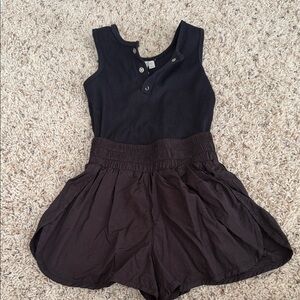 Tractr Black Sleeveless Kids Romper